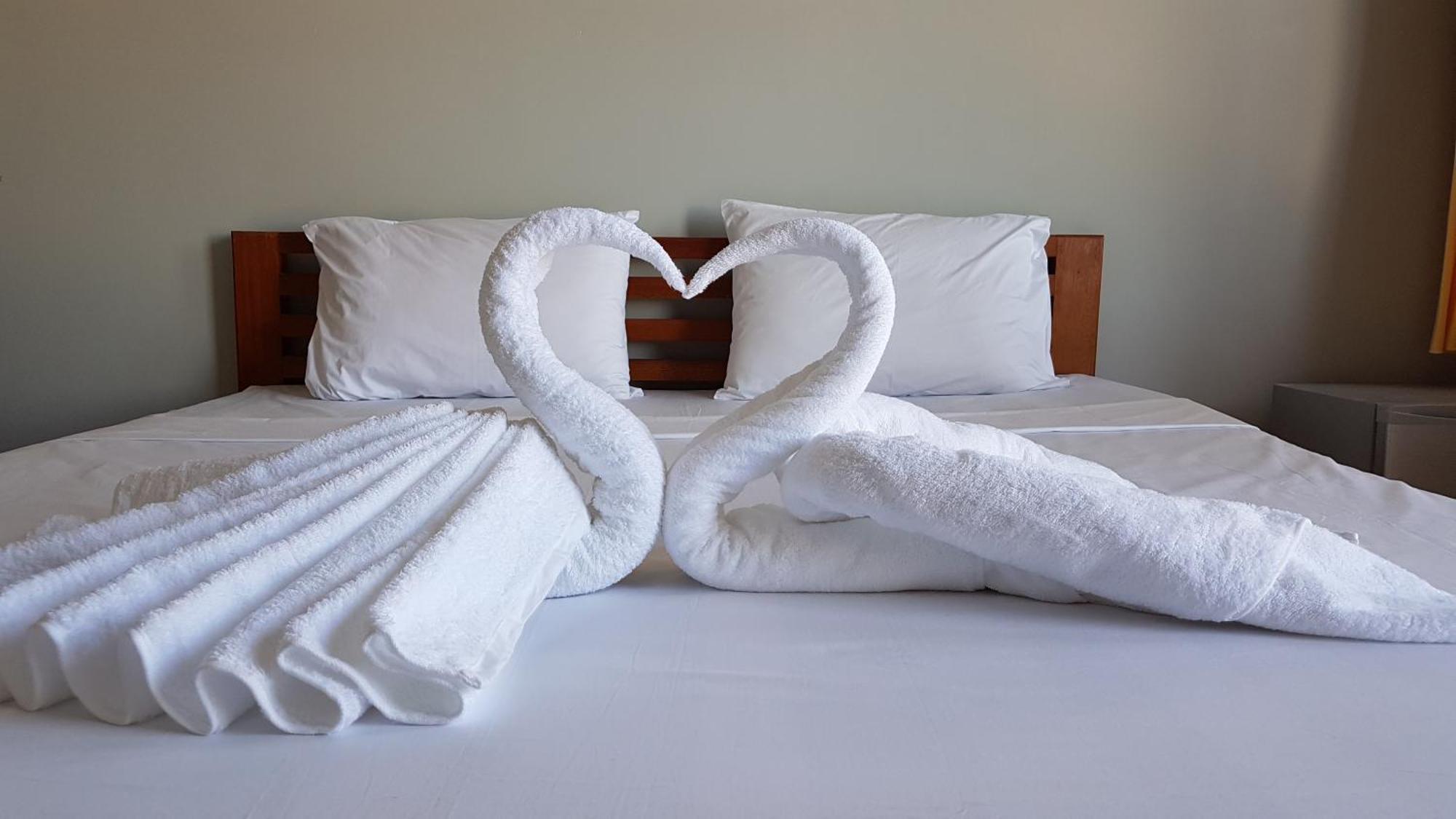 Two Moons Resort Kampot Kültér fotó